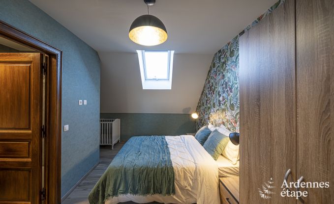 Ch�teau � Beauraing pour 38 personnes en Ardenne