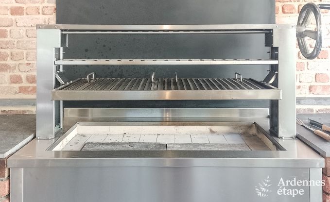 Ch�teau � Beauraing pour 38 personnes en Ardenne