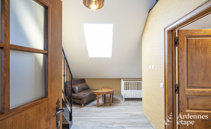 Ch�teau � Beauraing pour 38 personnes en Ardenne