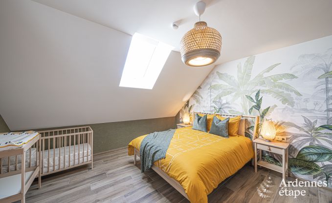 Ch�teau � Beauraing pour 38 personnes en Ardenne