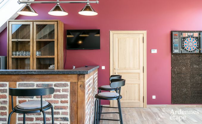 Ch�teau � Beauraing pour 38 personnes en Ardenne