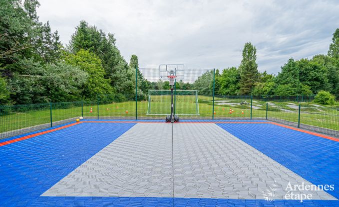 Ch�teau � Beauraing pour 38 personnes en Ardenne