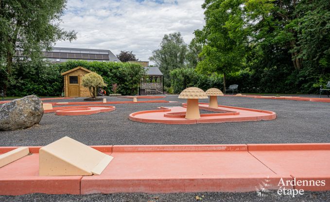 Ch�teau � Beauraing pour 38 personnes en Ardenne