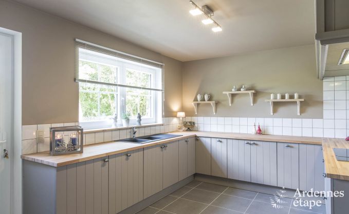 Maison de vacances � Beauraing pour 12 personnes en Ardenne