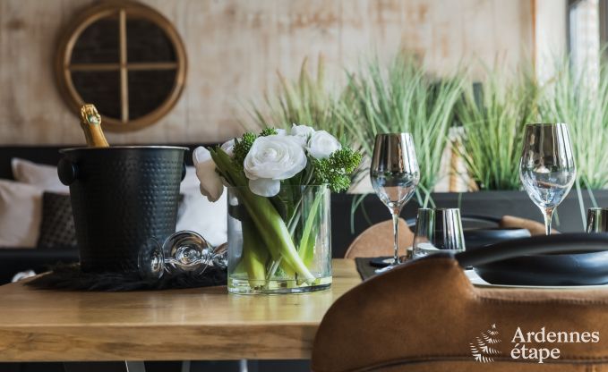 Maison de vacances romantique avec espace bien-�tre � Beauraing, Ardenne