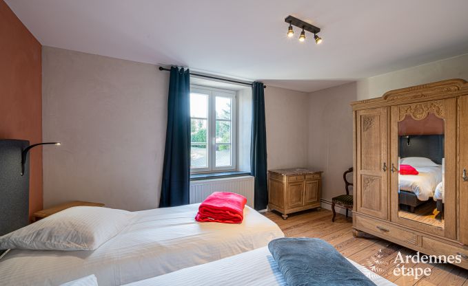 Maison de vacances spacieuse  Beauraing pour grandes familles