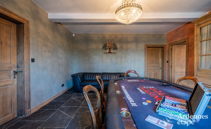 Maison de vacances spacieuse � Beauraing pour grandes familles