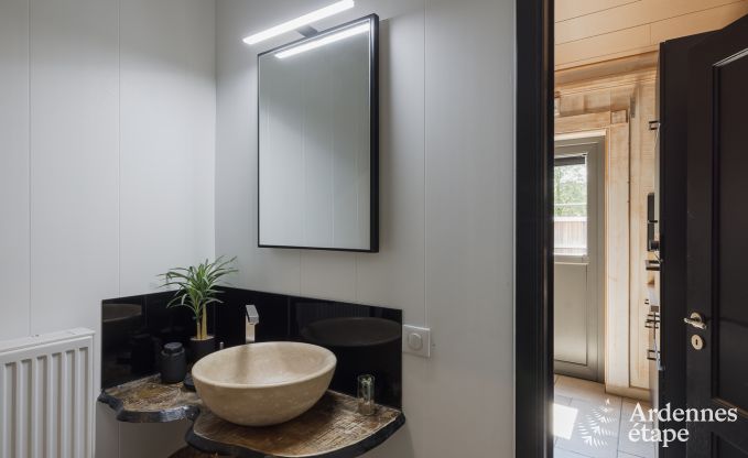 Maison de vacances romantique pour 2 personnes  Beauraing avec piscine, sauna et jacuzzi