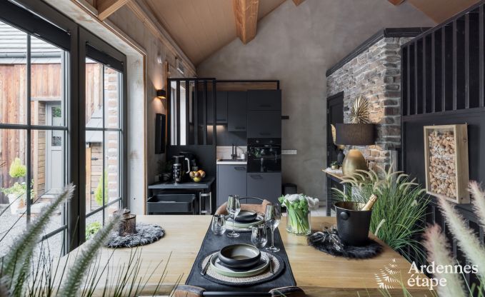 Maison de vacances romantique pour 2 personnes  Beauraing avec piscine, sauna et jacuzzi