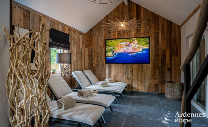 Maison de vacances romantique pour 2 personnes  Beauraing avec piscine, sauna et jacuzzi