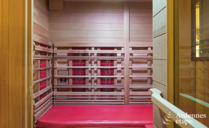 Maison de vacances romantique pour 2 personnes  Beauraing avec piscine, sauna et jacuzzi