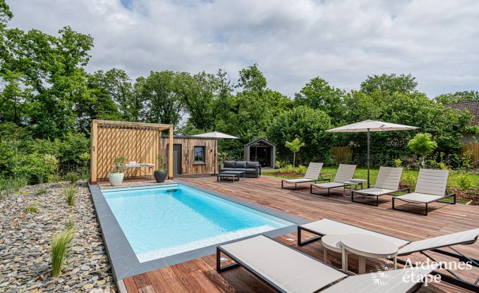 Maison de vacances romantique pour 2 personnes  Beauraing avec piscine, sauna et jacuzzi