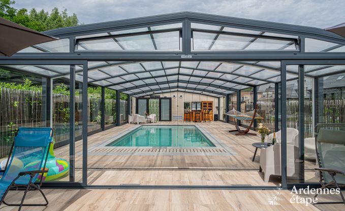 Chteau  Beauraing pour 20 personnes en Ardenne