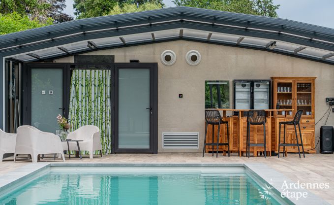 Chteau  Beauraing pour 20 personnes en Ardenne