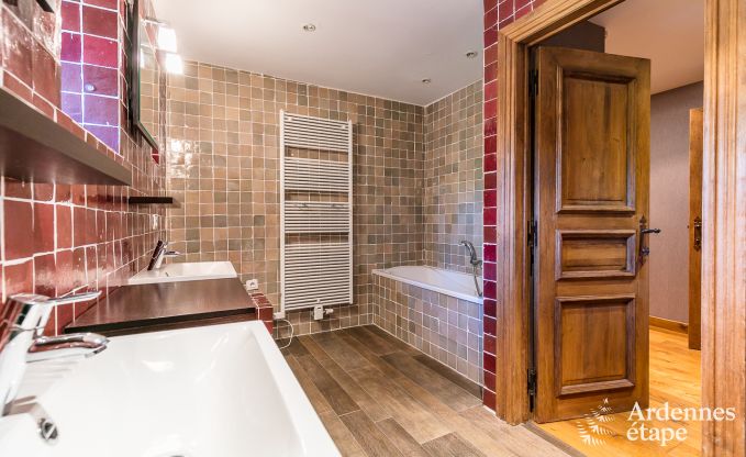 Chteau  Beauraing pour 20 personnes en Ardenne