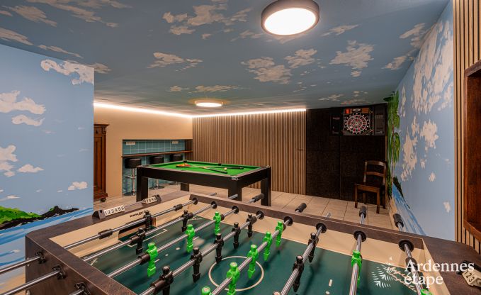 Chteau  Beauraing pour 20 personnes en Ardenne