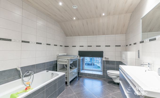 Maison de vacances  Beauraing pour 8 personnes en Ardenne