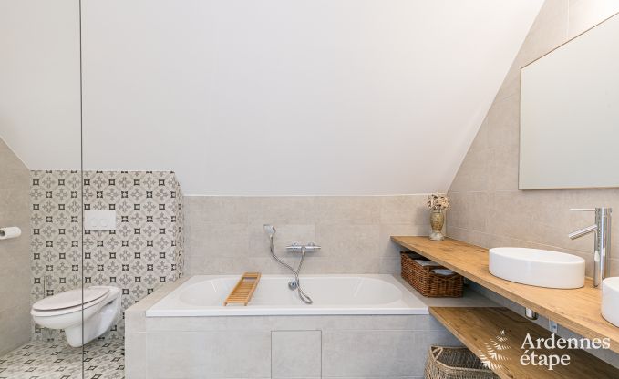 Villa de Luxe  Beauraing pour 18 personnes en Ardenne