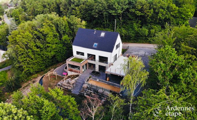 Villa de Luxe  Beauraing pour 18 personnes en Ardenne