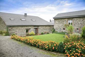 Gîte de charme 3 étoiles pour 8 personnes avec sauna à Jehonville