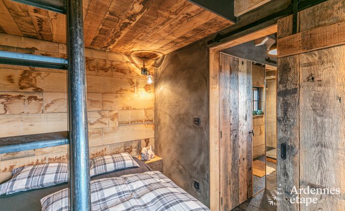 G�te insolite � Bertrix pour 4/6 personnes en Ardenne