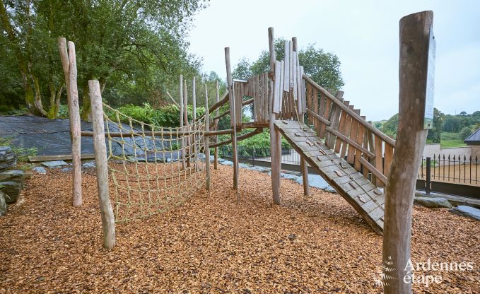 G�te insolite � Bertrix pour 4/6 personnes en Ardenne