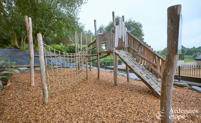 Cabane perch�e � Bertrix en Ardenne