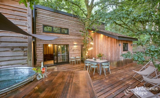 Cabane perch�e � Bertrix en Ardenne