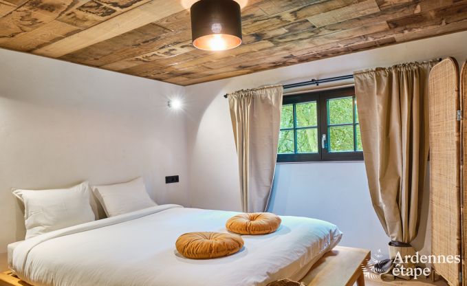 Cabane dans les arbres � Bertrix, Ardenne