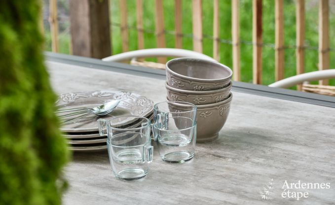 Cabane dans les arbres � Bertrix, Ardenne