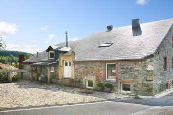 Maison d'exception pour 10 personnes à Bertrix, province de Luxembourg