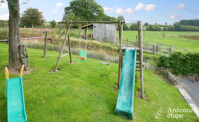 G�te insolite � Bertrix pour 8/10 personnes en Ardenne