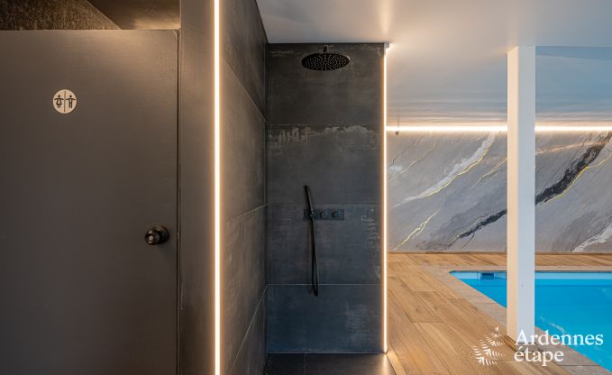 Maison de vacances confortable avec piscine int�rieure � Bertrix, Ardenne