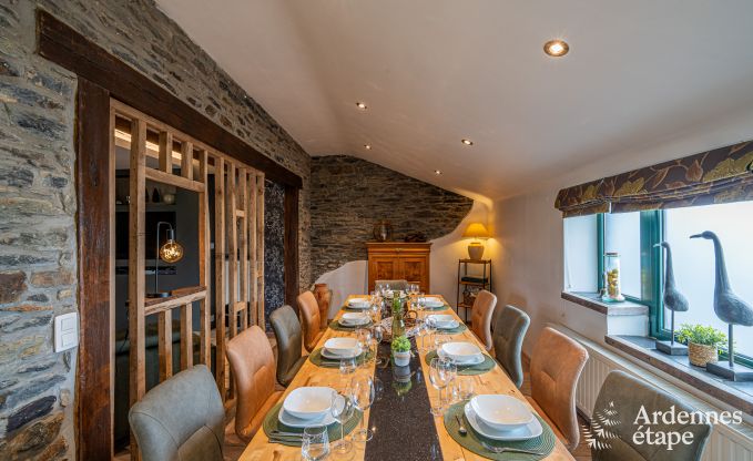 Maison de vacances confortable avec piscine int�rieure � Bertrix, Ardenne