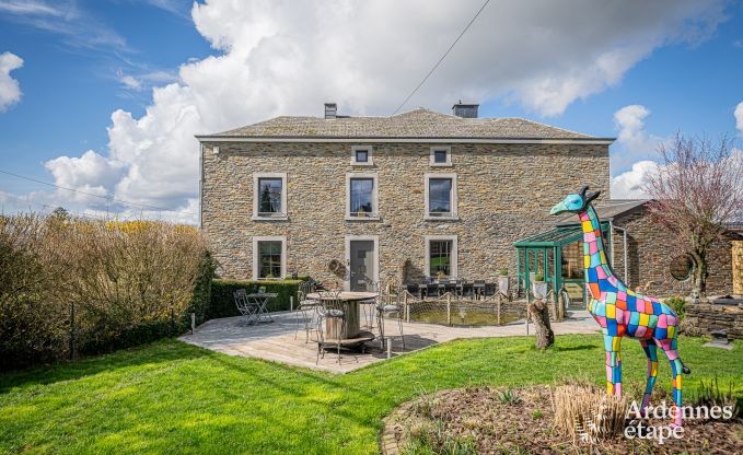 Maison de vacances confortable avec piscine int�rieure � Bertrix, Ardenne