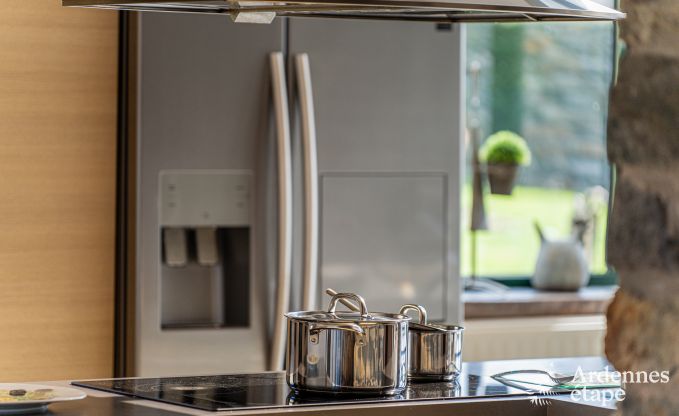 Maison de vacances confortable avec piscine int�rieure � Bertrix, Ardenne