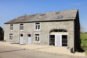 Vacances à la ferme dans un gîte de 12 pers. à louer à Bertrix