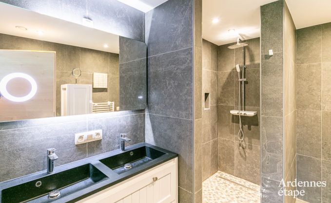 Maison de vacances � Bertrix pour 14 personnes en Ardenne