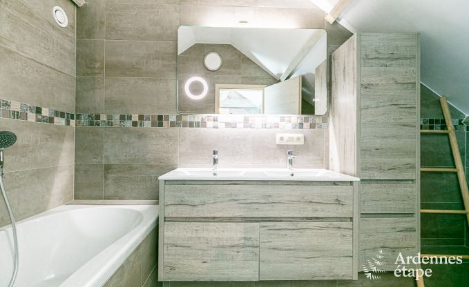 Maison de vacances � Bertrix pour 14 personnes en Ardenne