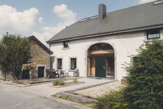 Maison de vacances à Bertrix pour 13 personnes