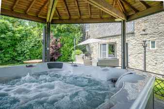 Belle maison de vacances à louer en Ardenne pour 9 p. (Bertrix)