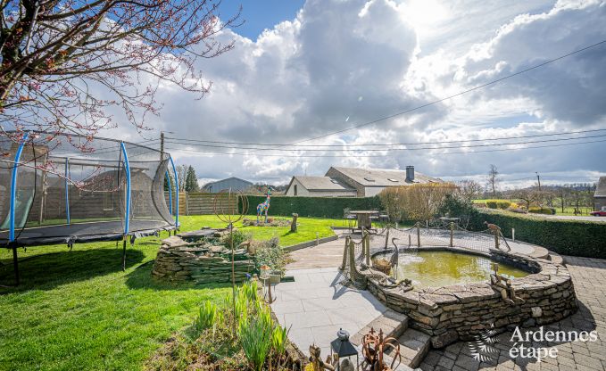 Maison de vacances confortable avec piscine int�rieure � Bertrix, Ardenne