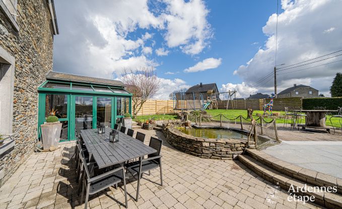 Maison de vacances confortable avec piscine int�rieure � Bertrix, Ardenne