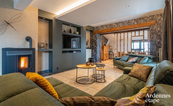 Maison de vacances confortable avec piscine int�rieure � Bertrix, Ardenne