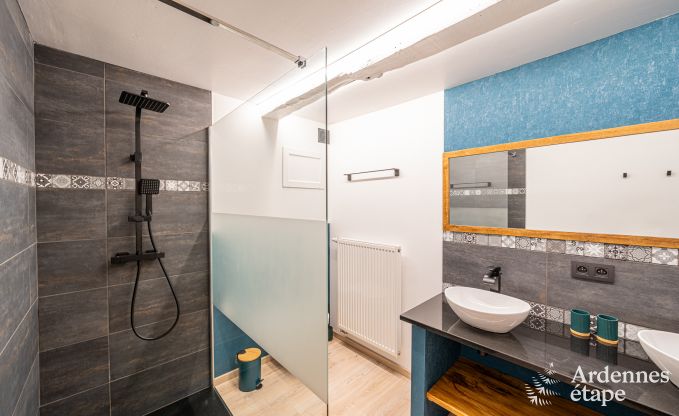 Maison de vacances confortable avec piscine int�rieure � Bertrix, Ardenne