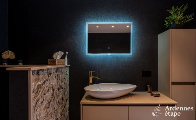 Maison de vacances confortable avec piscine int�rieure � Bertrix, Ardenne