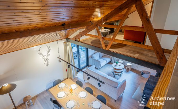 Chalet authentique pour 8 personnes  Bivre avec 4 chambres, poele  pellets, bain nordique, jardin priv et local  vlos