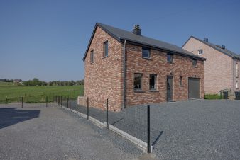 Maison de vacances conviviale pour 5 personnes avec chien à Bievre, Ardenne