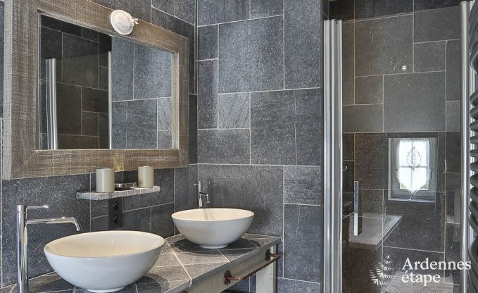 Villa de Luxe � Bi�vre pour 19 personnes en Ardenne