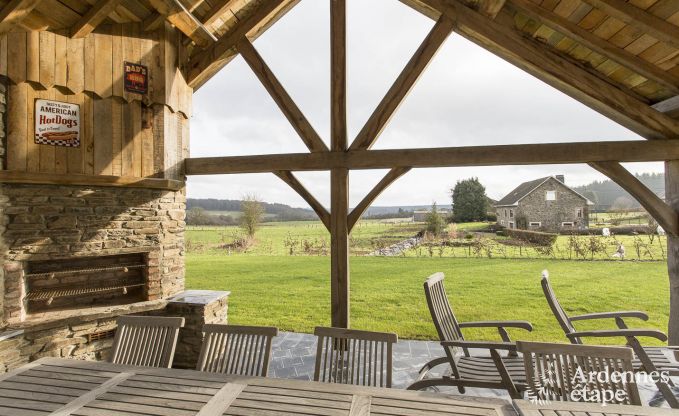 Villa de Luxe � Bi�vre pour 19 personnes en Ardenne